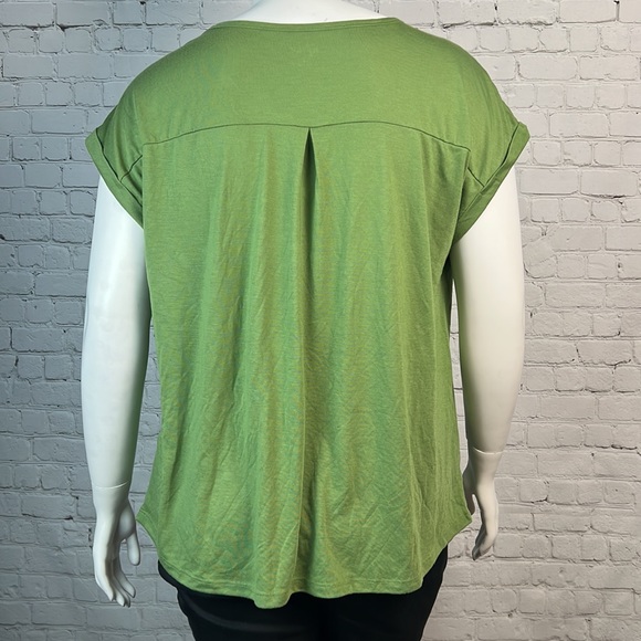Style & Co Olive Green Let’s Get Lost Graphic Camping Shirt Top Plus Size 1X - Picture 3 of 6